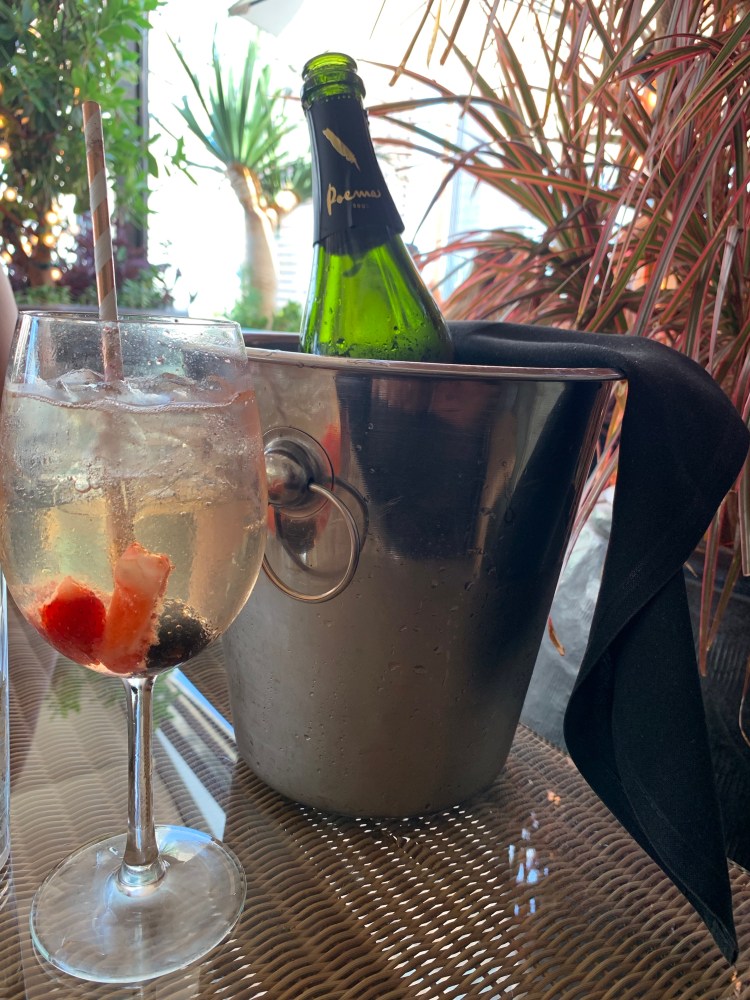 uKtm8amCSoaImE0iR%DiOQ