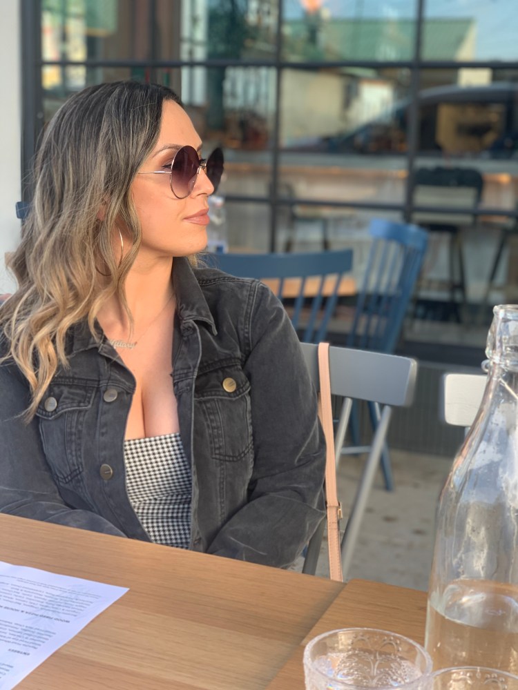 53F78205-4752-4845-9ED4-1750D3D49E14_1_201_a